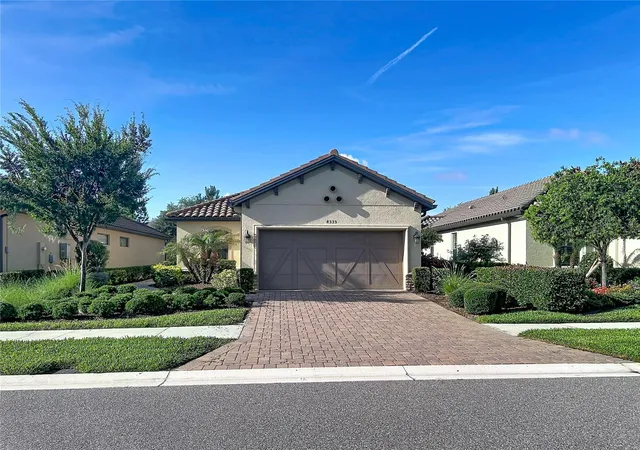 Photo 2 of Single family home for sale at 8335 Alberata Vista Dr, Tampa, FL 33647 | MLS# TB8520978 | Listing updated on 2026-08-07