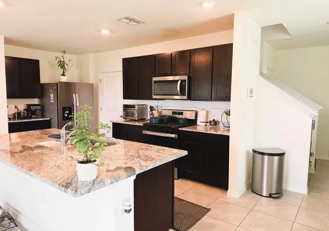 Photo 4 of Single family home for sale at 35665 Sunflower Hl Dr, Zephyrhills, FL 33541 | MLS# TB8520985 | Listing updated on 2026-10-09
