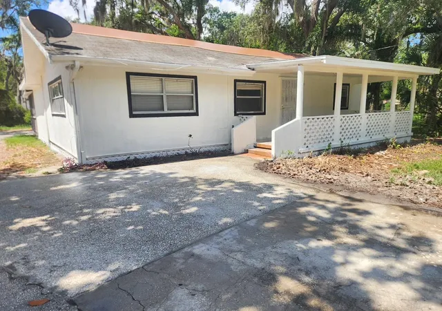 4th image of 3213 E Diana St, Tampa, FL 33610 | MLS# TB8520987