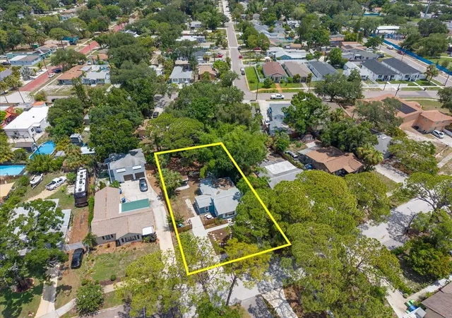 32nd image of 745 Alamanda Wy S, St Petersburg, FL 33705 | MLS# TB8520989