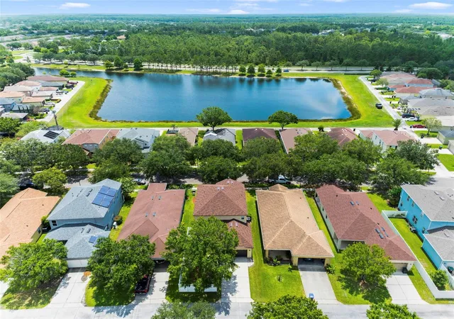 Photo 2 of Single family home for sale at 2254 Abey Blanco Dr, Orlando, FL 32828 | MLS# O6418261 | Listing updated on 2026-09-12