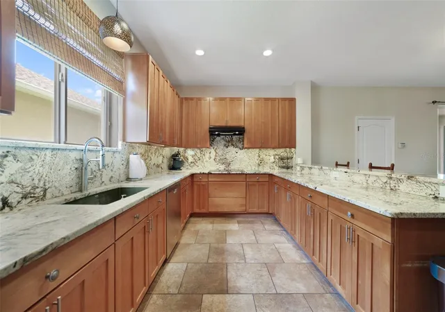 Photo 3 of Single family home for sale at 2254 Abey Blanco Dr, Orlando, FL 32828 | MLS# O6418261 | Listing updated on 2026-09-12