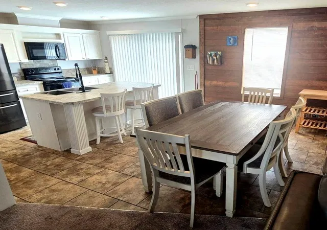 5th image of 210 Philadelphia Ct #17, Palm Harbor, FL 34684 | MLS# TB8520994