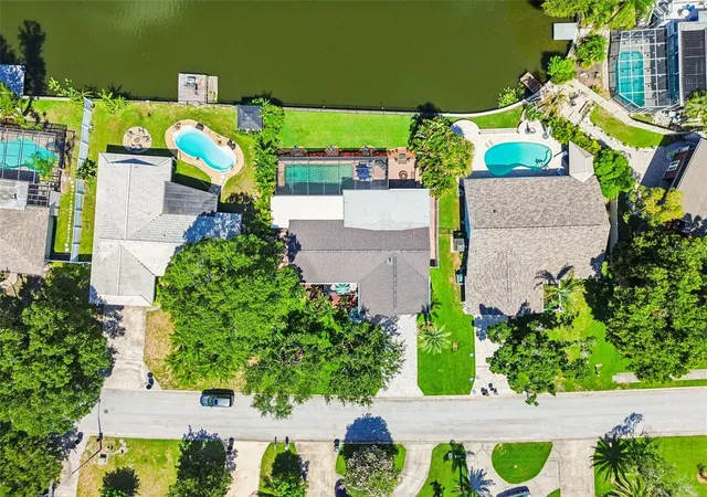 94th image of 725 Del Oro Dr, Safety Harbor, FL 34695 | MLS# TB8521002