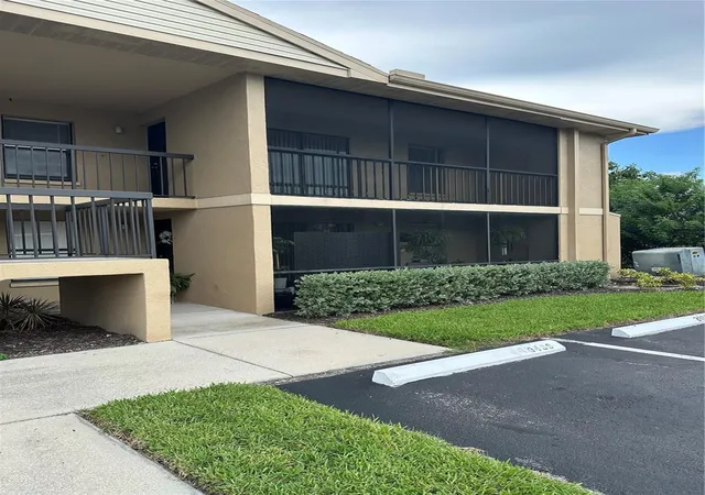 2nd image of 5331 Summerlin Rd, Vero Beach, FL 33919