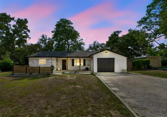 2nd image of 118 Horst Rd, Brandon, FL 33510 | MLS# TB8521024