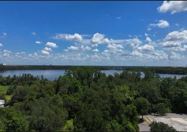 Homes for sale in Orlando, FL | 13709 S Apopka Vineland Rds, Orlando, FL 32821 | MLS# S5152176