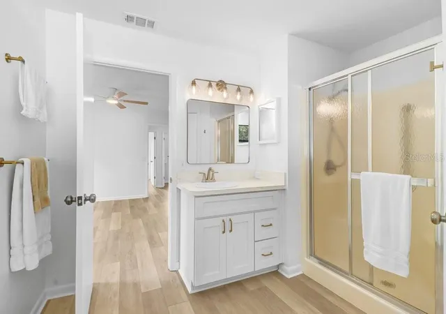 Photo 3 of Single family home for sale at 4949 Pleasant Holw Trl #211, Lakeland, FL 33811 | MLS# L4962899 | Listing updated on 2026-08-19