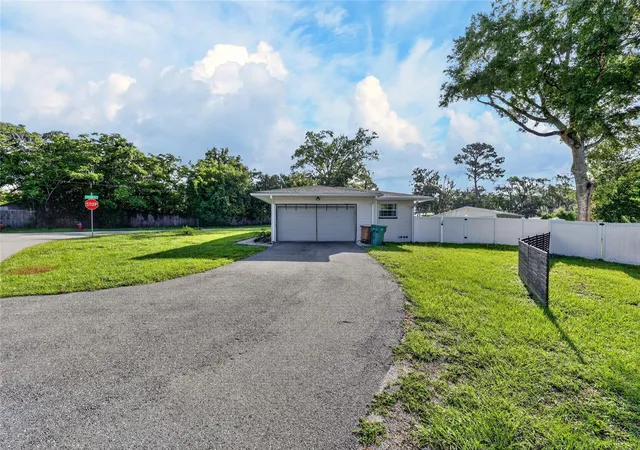 5th image of 3408 Se 13Th Pl, Ocala, FL 34471 | MLS# OM726985