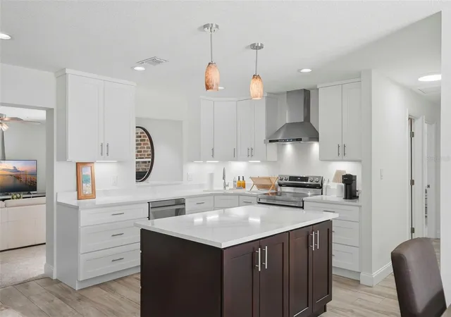 4th image of 4145 Harrisburg St Ne, St Petersburg, FL 33703 | MLS# TB8521051