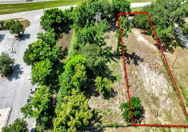 2nd image of 9924 Rockhill Rd, Thonotosassa, FL 33592 | MLS# TB8521052