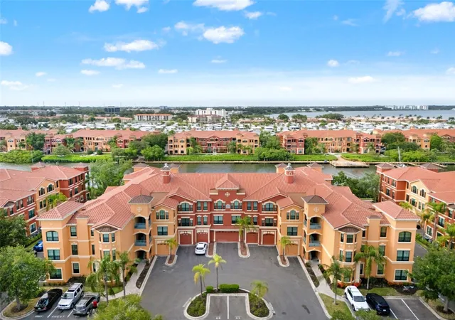 2nd image of 2738 Via Tivoli, CLEARWATER, FL 33764