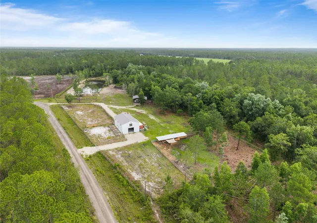 3rd image of 5747 Retreat Rd, Keystone Heights, FL 32656 | MLS# GC541336