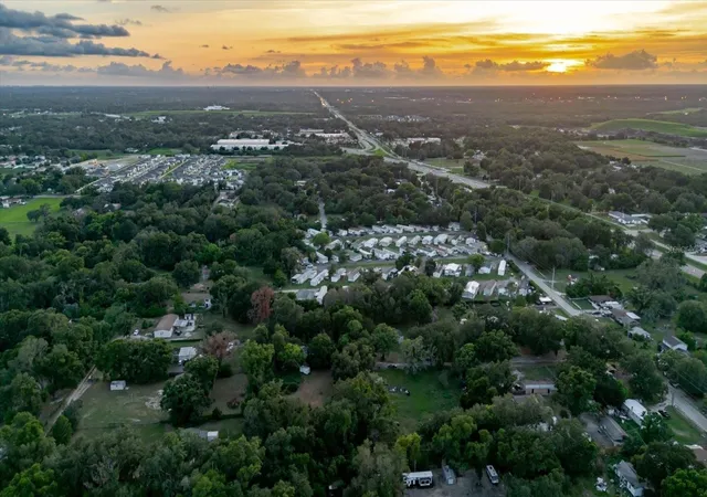 4th image of 11152 Galaxy Ln, Thonotosassa, FL 33592 | MLS# TB8521061