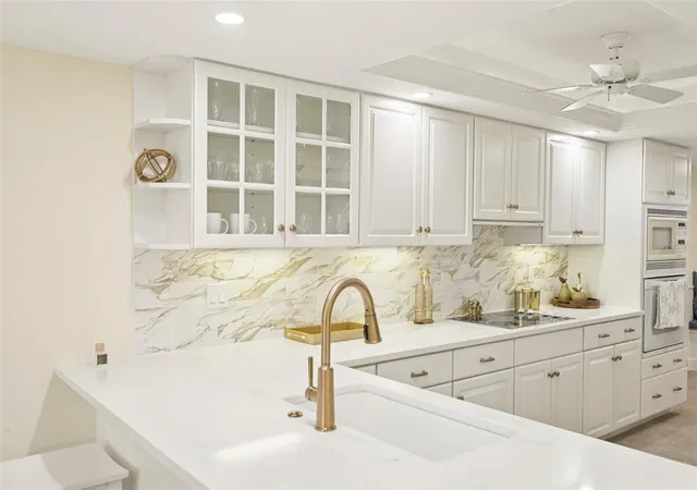 2nd image of 5780 Midnight Pass Rd #407, Sarasota, FL 34242 | MLS# A4697559