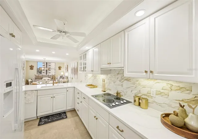 4th image of 5780 Midnight Pass Rd #407, Sarasota, FL 34242 | MLS# A4697559