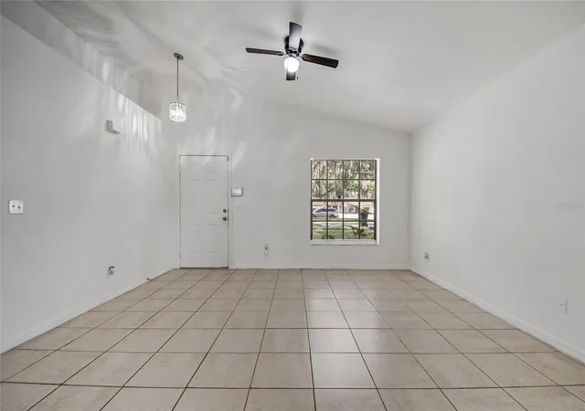 Photo 3 of Single family home for sale at 712 Virginia Ave, Auburndale, FL 33823 | MLS# S5152187 | Listing updated on 2026-10-04