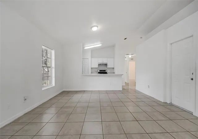 Photo 4 of Single family home for sale at 712 Virginia Ave, Auburndale, FL 33823 | MLS# S5152187 | Listing updated on 2026-10-04