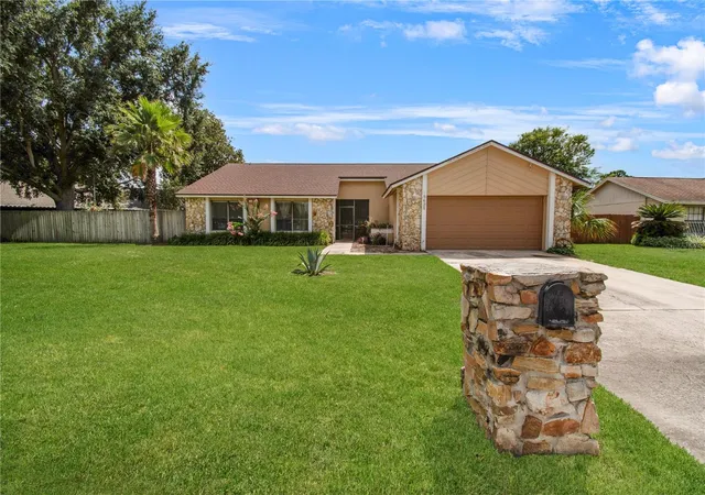 Photo 3 of Single family home for sale at 8628 Granada Blvd, Orlando, FL 32836 | MLS# O6418313 | Listing updated on 2026-09-26