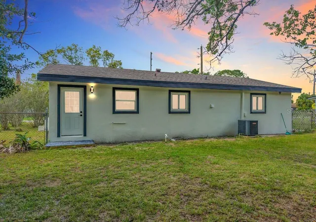 2nd image of 825 E Church Ave, Longwood, FL 32750 | MLS# O6418314