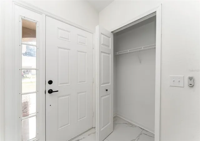 3rd image of 519 Summer Sails Dr, Valrico, FL 33594 | MLS# TB8521094