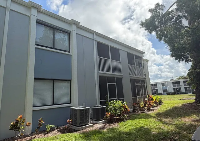 3rd image of 5310 26Th St W #2904, Bradenton, FL 34207 | MLS# A4697564