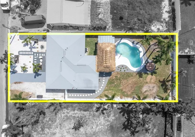 Homes for sale in St Pete Beach, FL | 855 Boca Ciega Isle Dr, St Pete Beach, FL 33706 | MLS# TB8521099
