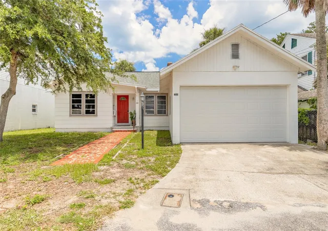 Photo 2 of Single family home for sale at 255 Lexington Dr, Daytona Beach, FL 32114 | MLS# V4949745 | Listing updated on 2026-09-01