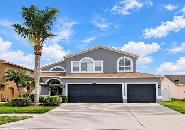 Photo 1 of Single family home for sale at 27506 Waikiki Ct, Wesley Chapel, FL 33544 | MLS# TB8521116 | Listing updated on 2026-10-03