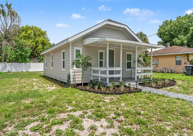 5th image of 820 26Th St Nw, Winter Haven, FL 33881 | MLS# L4962912