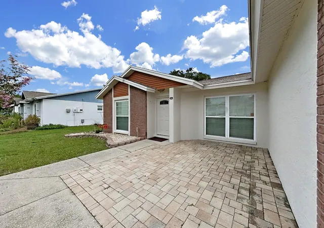 5th image of 726 Stillview Cir, Brandon, FL 33510 | MLS# TB8521136