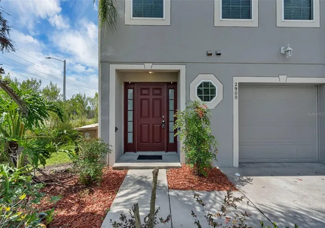 Photo 2 of Townhouse for sale at 2900 Clarabelle Ct, Kissimmee, FL 34743 | MLS# O6418345 | Listing updated on 2026-09-16