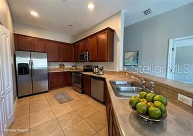 Listing Photo 4 - Condo for sale in building located at 10238 Cala Lily Trl, ORLANDO, FL 32832 - Unit #S
