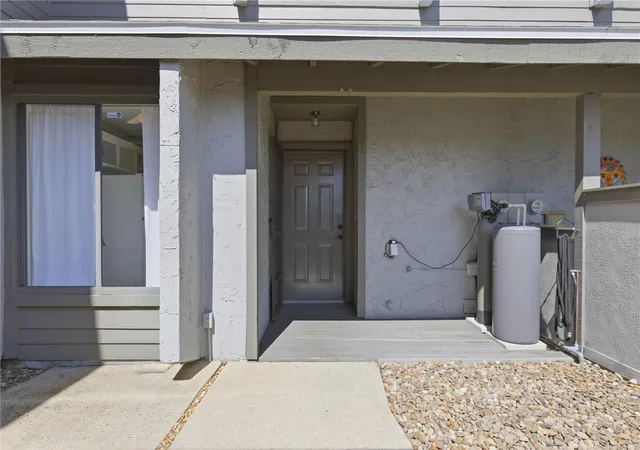 3rd image of 130 Limewood Pl #3, Ormond Beach, FL 32174 | MLS# V4949748