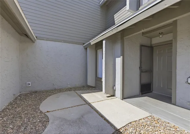 4th image of 130 Limewood Pl #3, Ormond Beach, FL 32174 | MLS# V4949748