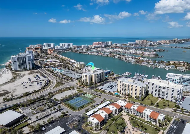3rd image of 800 S Gulfview Blvd #305, Clearwater Beach, FL 33767 | MLS# TB8521192