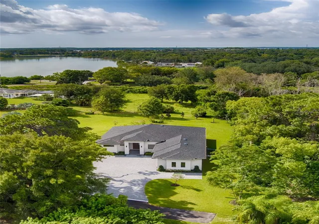 Photo 2 of Single family home for sale at 1336 Hays Rd, Tarpon Springs, FL 34689 | MLS# TB8521200 | Listing updated on 2026-10-03