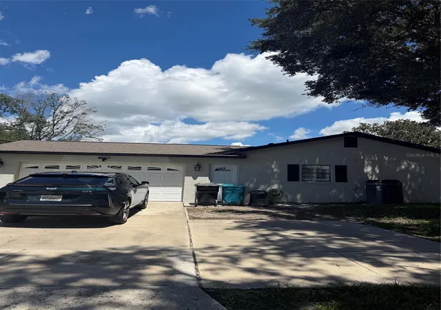 Photo 3 of Single family home for sale at 1241 Angeline Ave, Orlando, FL 32807 | MLS# O6418387 | Listing updated on 2026-09-08