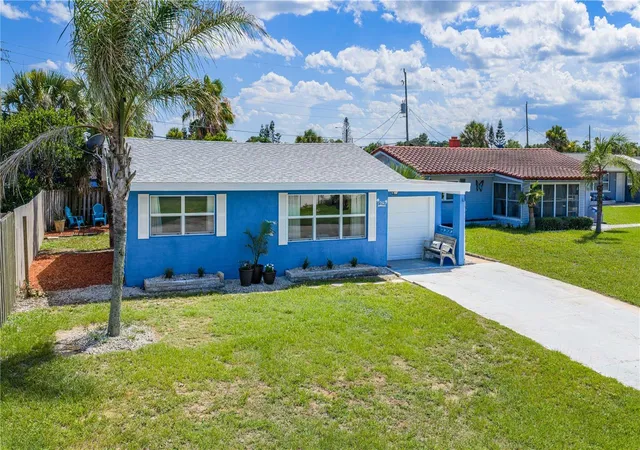 3rd image of 28 Beechwood Dr, Ormond Beach, FL 32176 | MLS# V4949749