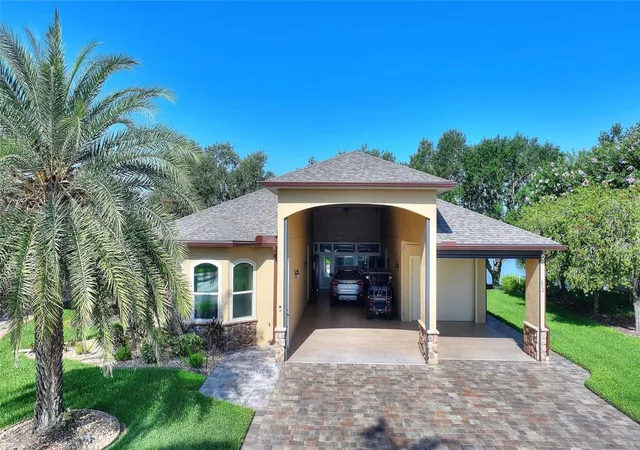 2nd image of 492 Meandering Wy, Polk City, FL 33868 | MLS# L4962918