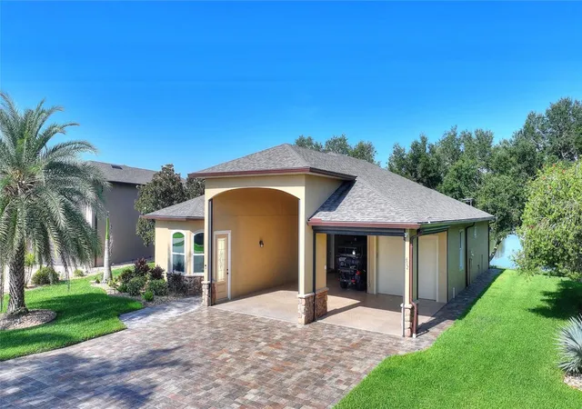 3rd image of 492 Meandering Wy, Polk City, FL 33868 | MLS# L4962918