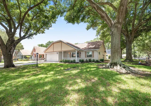 4th image of 8560 Sw 90Th St #E, Ocala, FL 34481 | MLS# OM727013