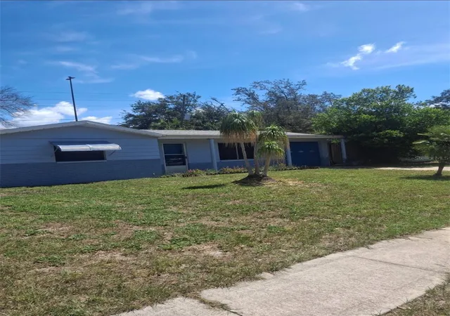 Homes for sale in Holiday, FL | 4601 Eastwood Ln, Holiday, FL 34690 | MLS# A4697583