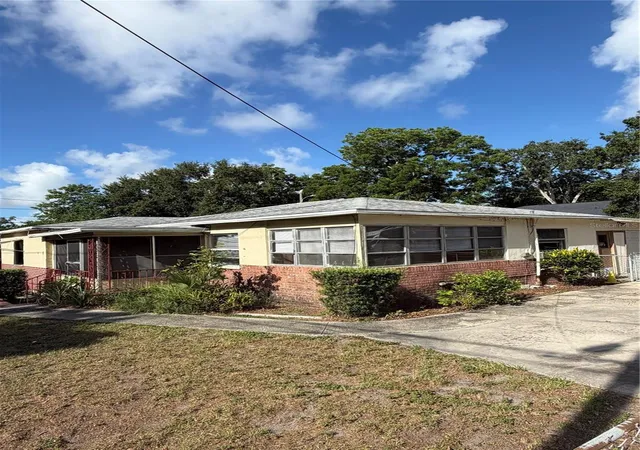 Single family home for sale at 1010 Pennsylvania Ave, CLEARWATER, FL 33755 | MLS# TB8521219