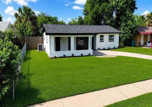 3rd image of 4443 King Cole Blvd, Orlando, FL 32811 | MLS# O6418410