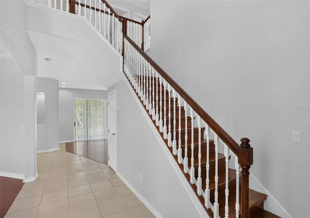3rd image of 2521 Barwick St, Orlando, FL 32824 | MLS# O6418412