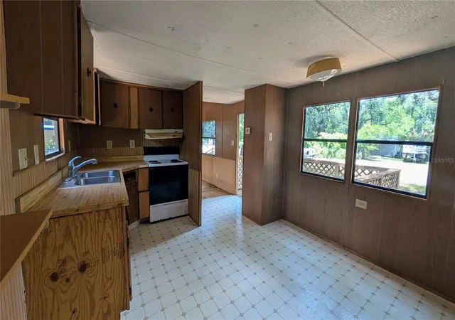 Photo 4 of Manufactured home for sale at 11310 W Yellow Oak Ln, Crystal River, FL 34428 | MLS# TB8521247 | Listing updated on 2026-09-29