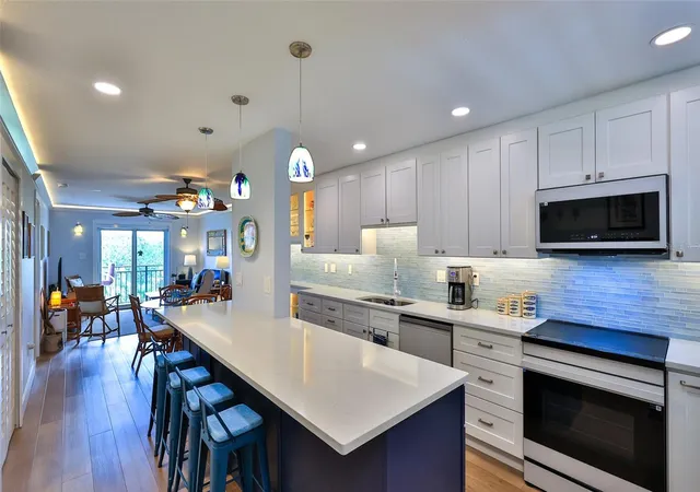 4th image of 101 N Riverside Dr, New Smyrna Beach, FL 32168