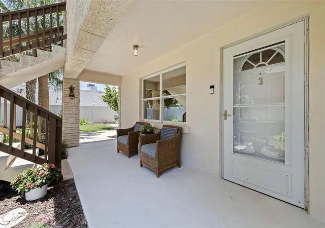 3rd image of 109 16Th Ave, Indian Rocks Beach, FL 33785