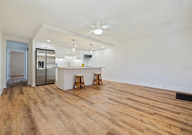 4th image of 109 16Th Ave, Indian Rocks Beach, FL 33785
